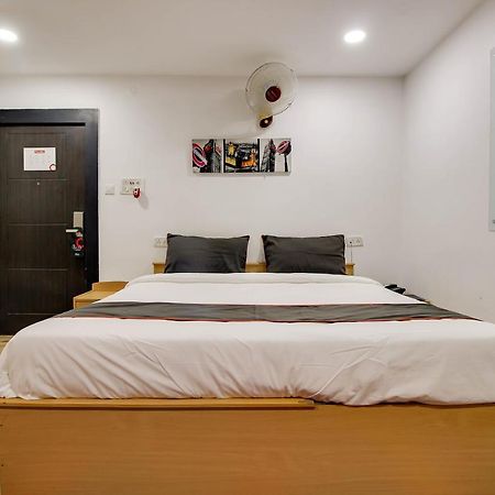 Oyo 2794 Hotel Plaza Inn Guwahati Buitenkant foto