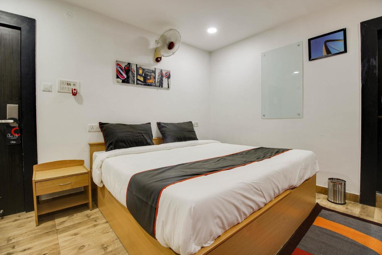 Oyo 2794 Hotel Plaza Inn Guwahati Buitenkant foto