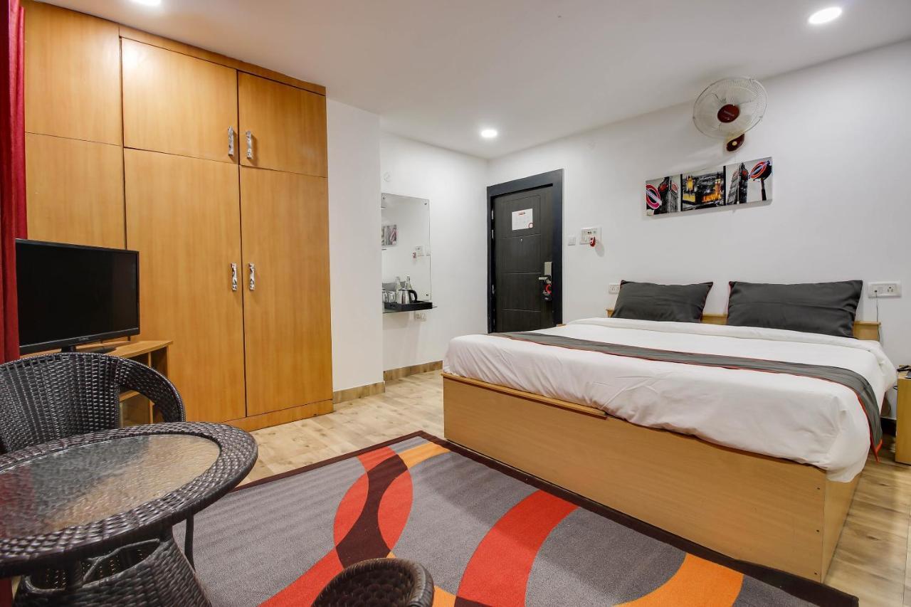 Oyo 2794 Hotel Plaza Inn Guwahati Buitenkant foto