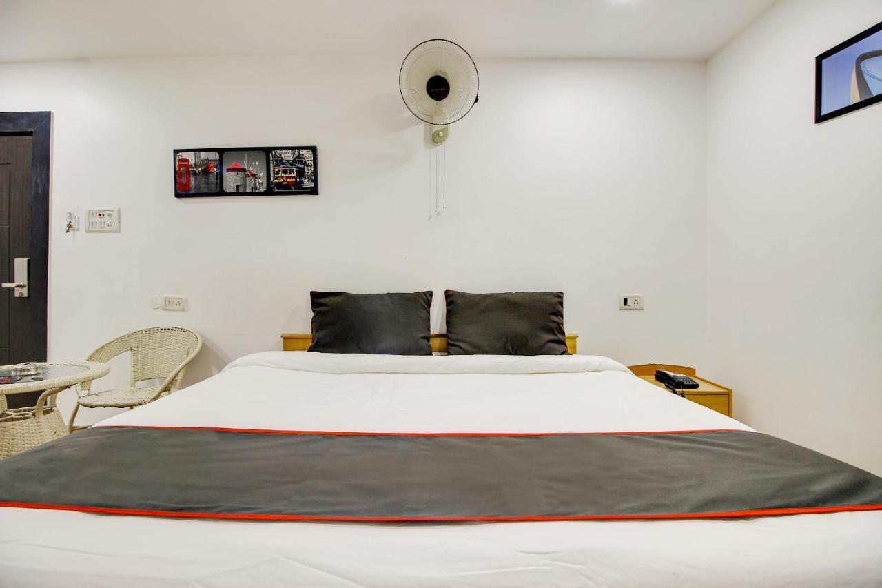 Oyo 2794 Hotel Plaza Inn Guwahati Buitenkant foto